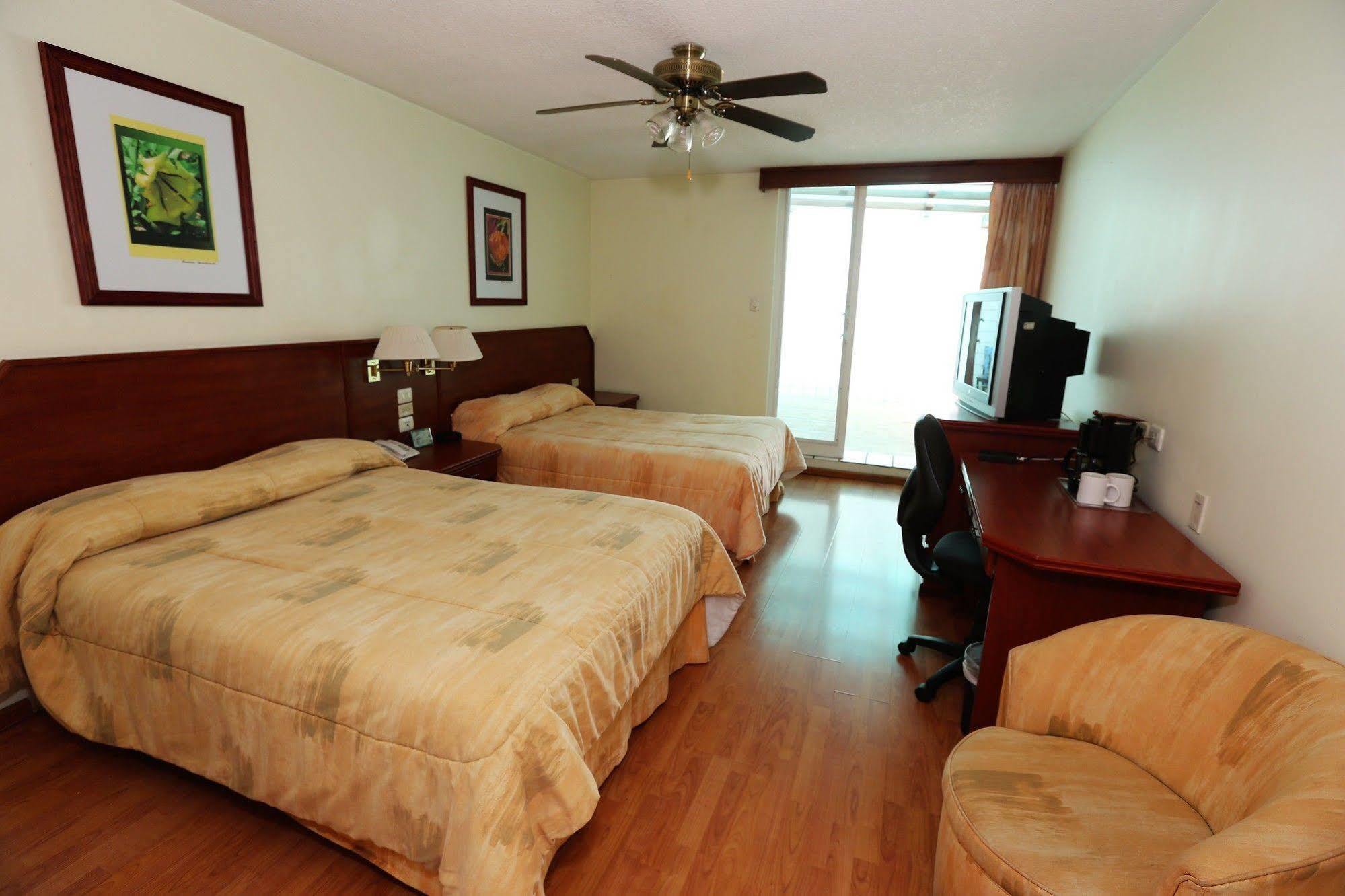 Hotel Marcella Clase Ejecutiva Morelia Ngoại thất bức ảnh